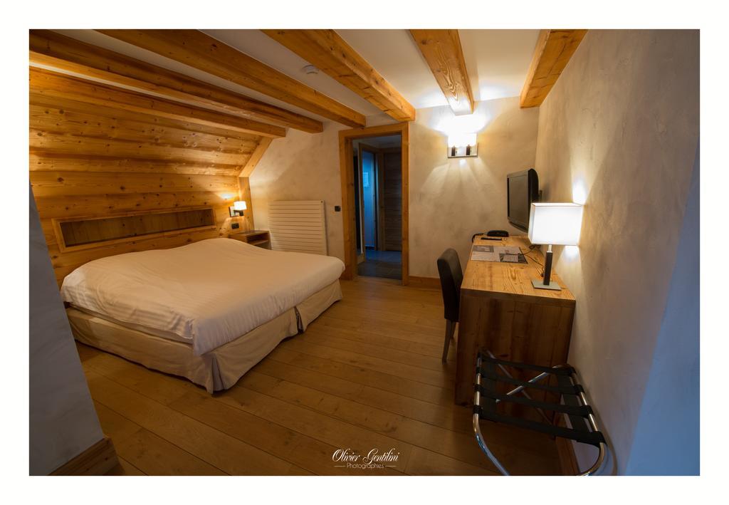 Hotel Restaurant Les Alisiers ลาปูตรัว ห้อง รูปภาพ