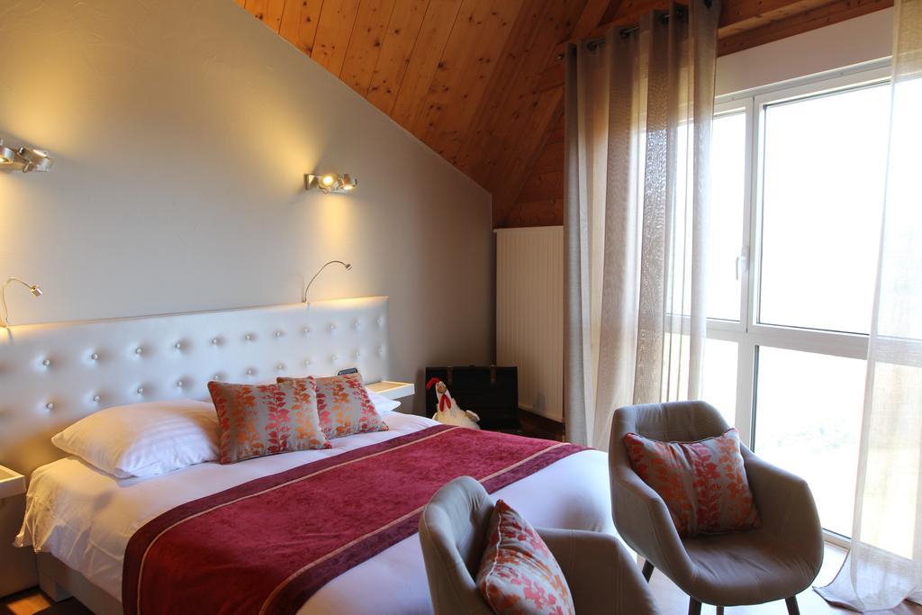 Hotel Restaurant Les Alisiers ลาปูตรัว ภายนอก รูปภาพ